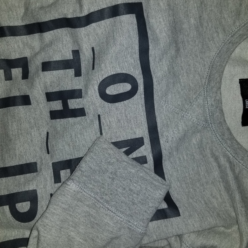 Sweetshirt - Picture 4 of 7